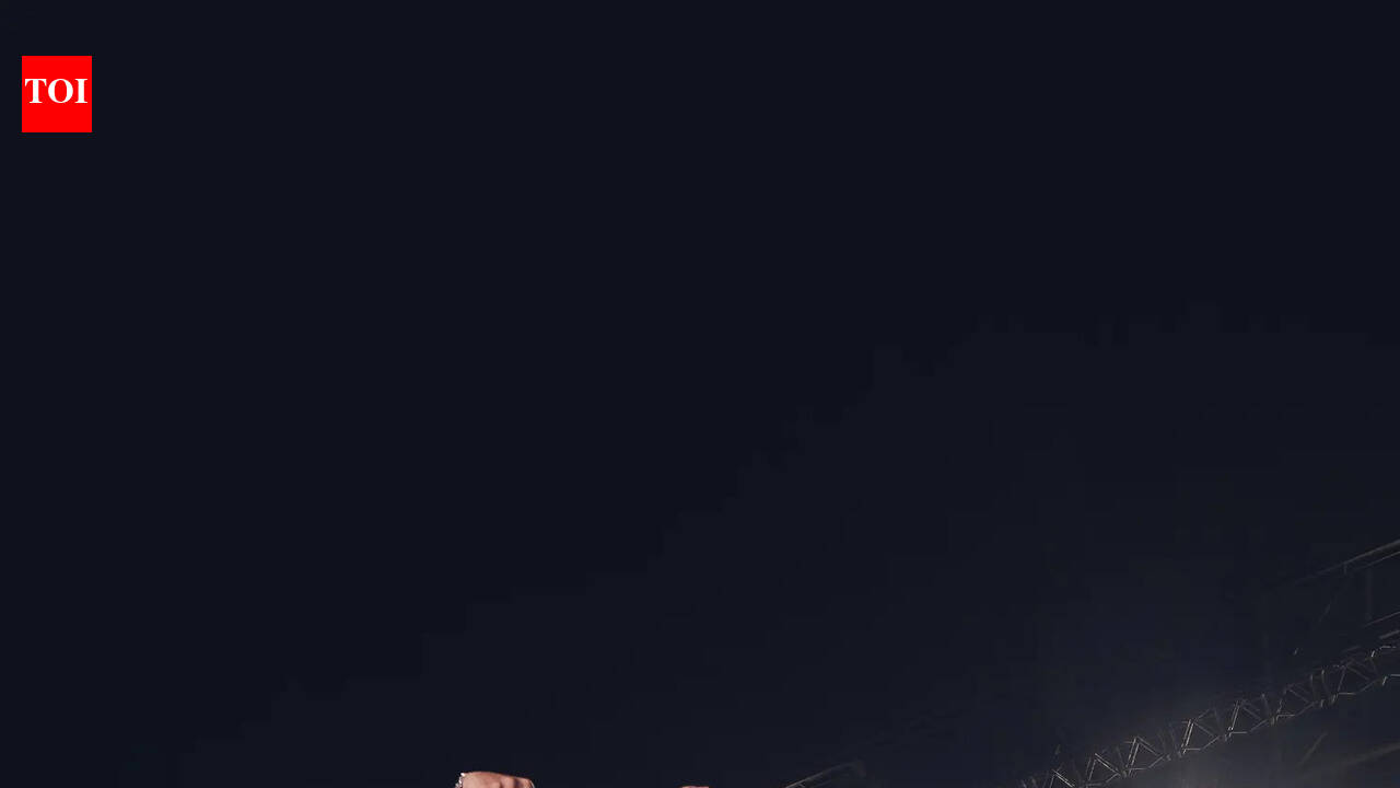 Chartbusters, cheers and a Puneeth Rajkumar moment at Karan Aujla’s Bengaluru gig