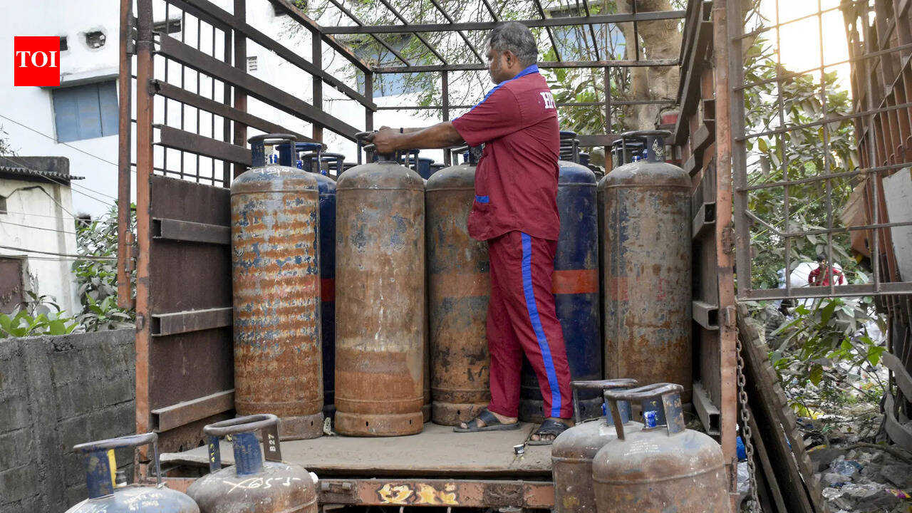 No shortage of LPG in Buxar: DM