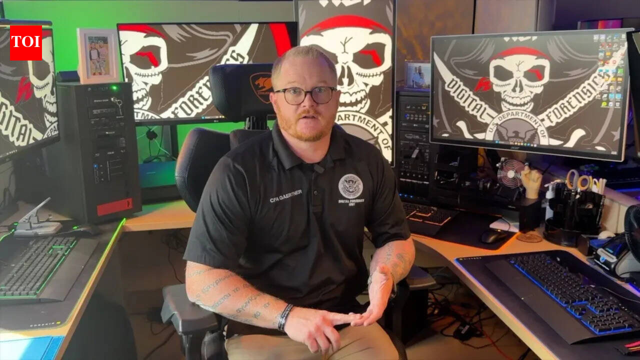 US Marine who lost both legs in Afghanistan in 2010 now leads 'Geek Squad': 'Nothing is truly ever deleted'