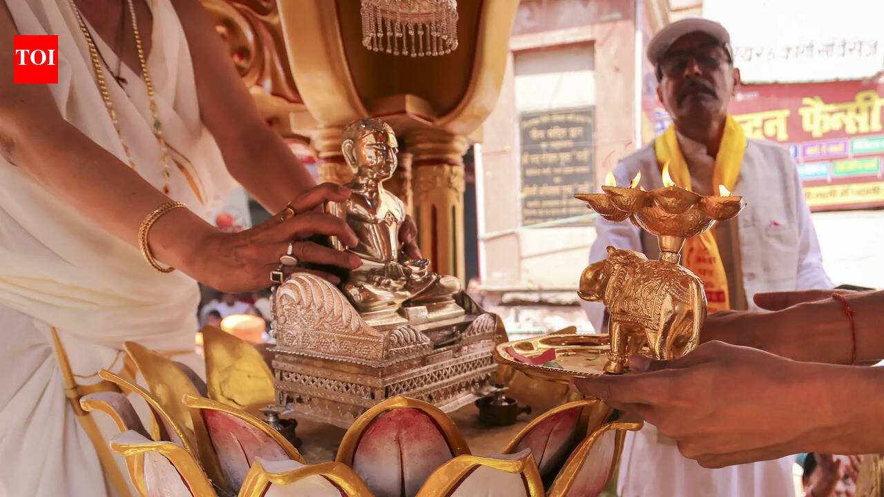 Birth anniversary of Lord Mahavir celebrated at Kundalpur