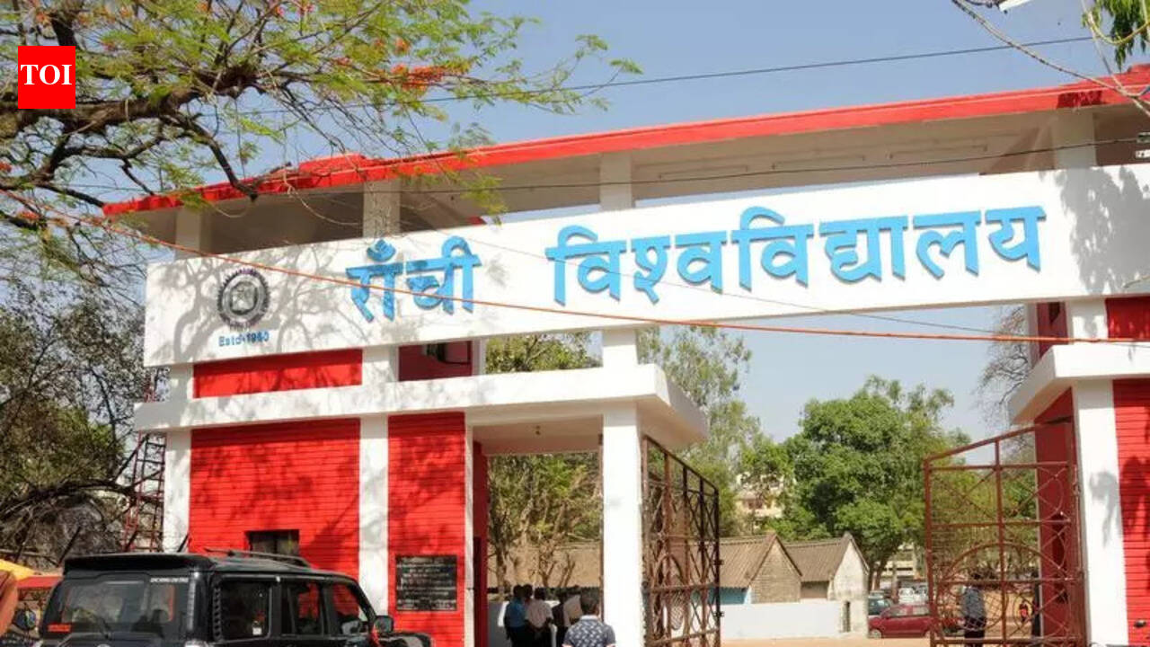 Protests in Ranchi University over pending nursing examinations