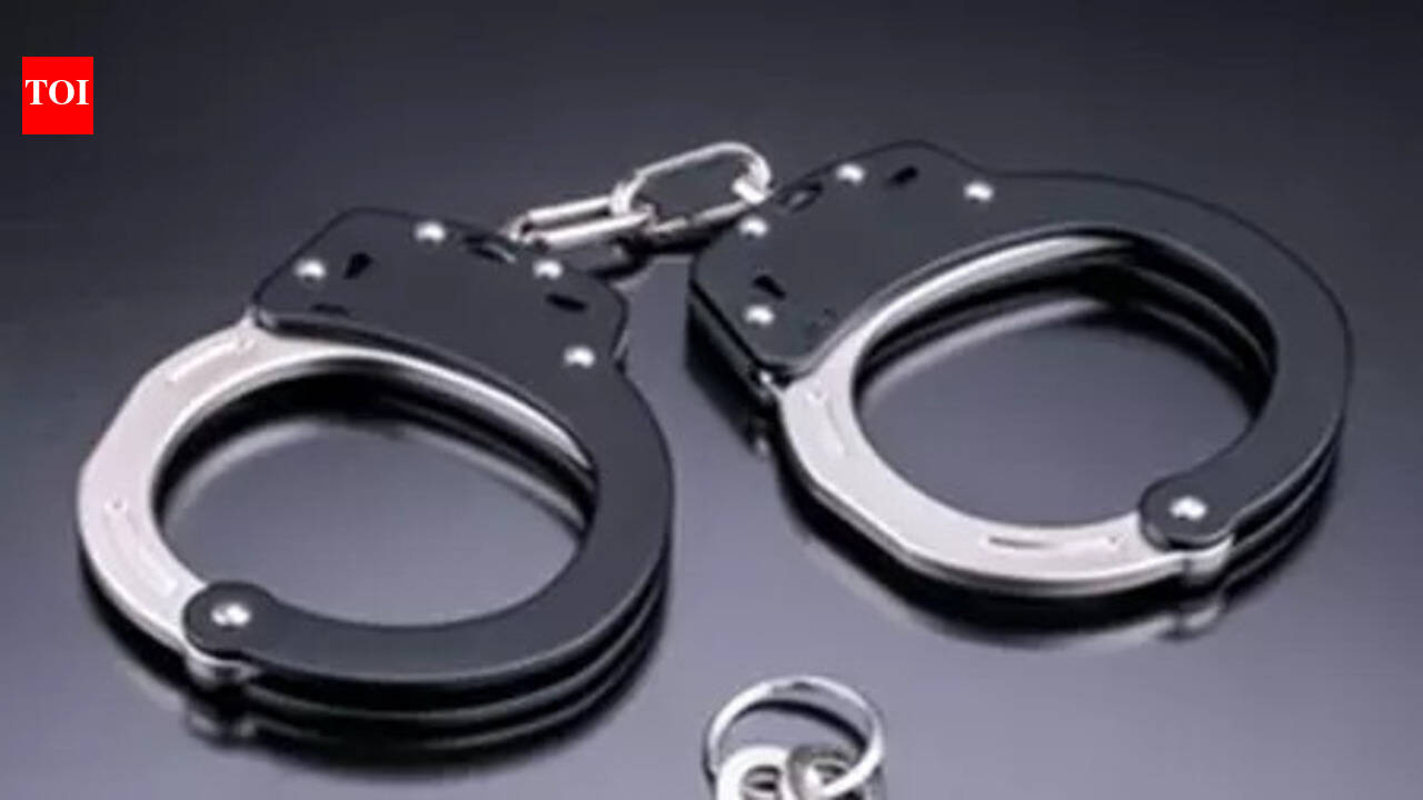 SI arrested for accepting Rs15k bribe in Vaishali