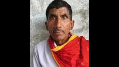 Auraiya man throws own ‘terahvi’ party, cites loneliness