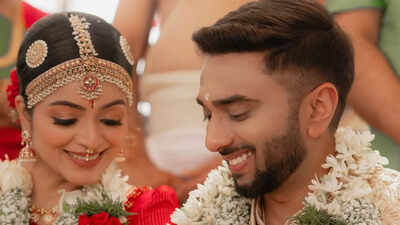 Janani ties the knot with Roshan Shyam
