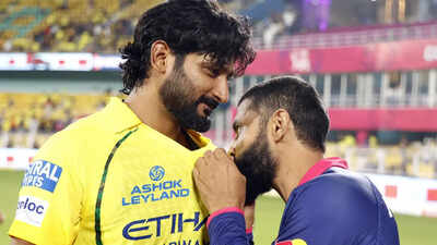 Ravindra Jadeja kisses CSK crest after RR win, emotional moment melts hearts