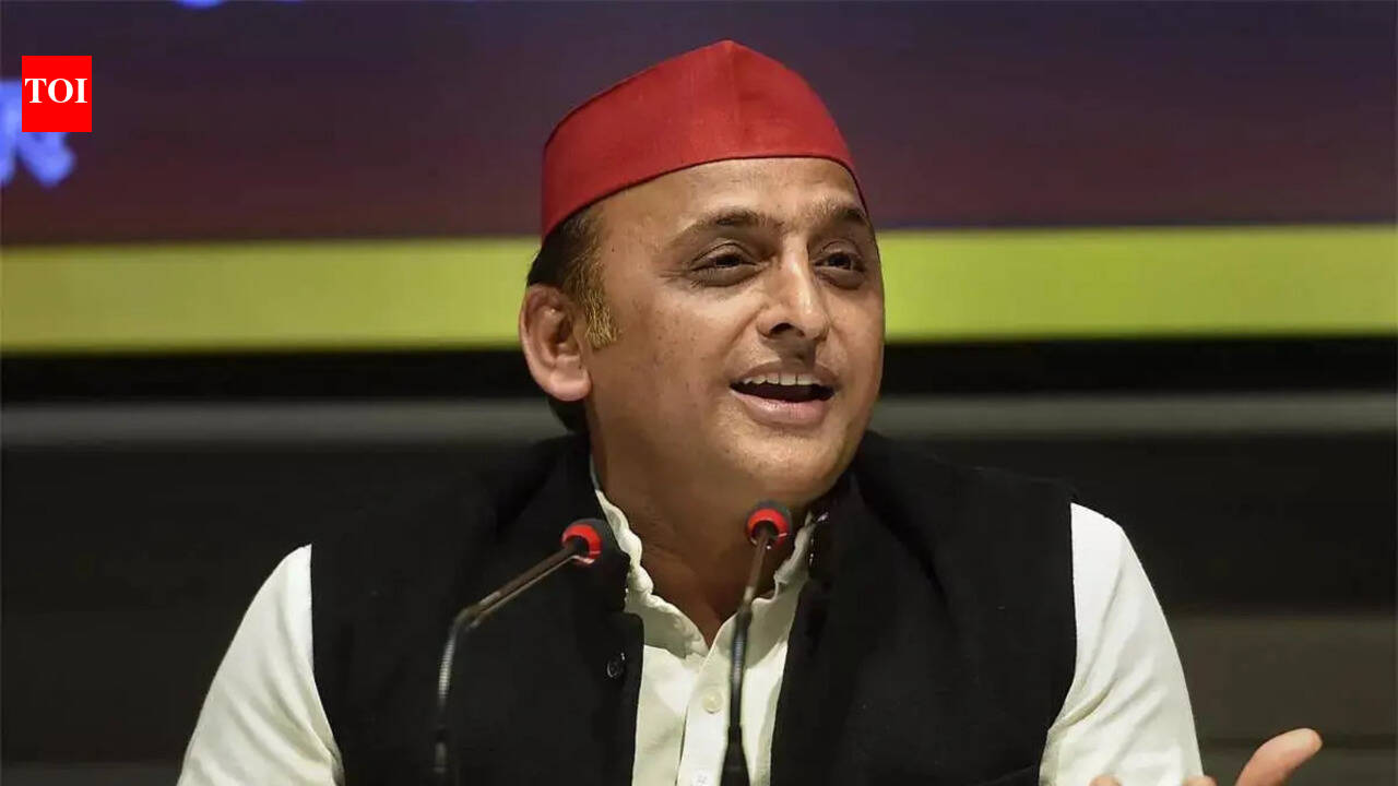 'Fierce falling contest between rupee and BJP's image': Akhilesh Yadav