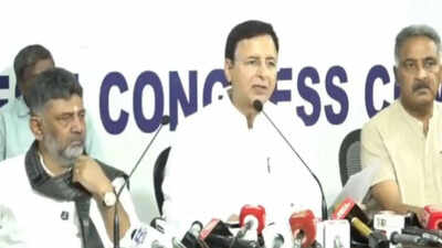 Karnataka Dy CM DK Shivakumar, Randeep Surjewala slam Centre over soaring prices, LPG shortage