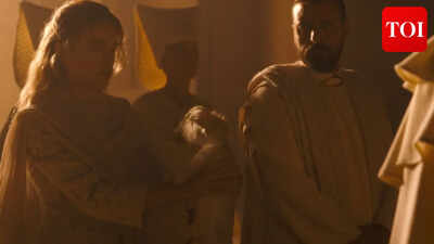 'సూపర్ గర్ల్' ఫస్ట్ లుక్ కారా జోర్-ఎల్ తండ్రి జోర్-ఎల్: రాబోయే చిత్రం లోపల, కథ మరియు అది ఎప్పుడు బయటకు వస్తుంది