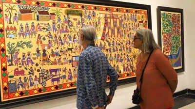  A living world of colours, memories and tradition