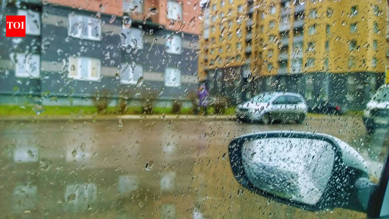 Cloud cover, rain likely in Delhi-NCR as IMD issues fresh weather advisory for Northwest India; hailstorm in neighbouring states