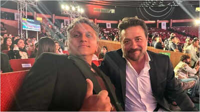 'Saiyaara’ director Mohit Suri shares a fanboy moment, clicks a photo with ‘Money Heist’ star Enrique Arce