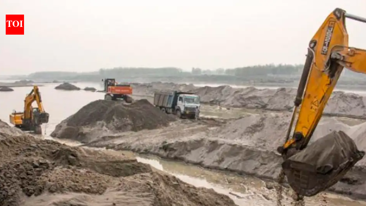 Indiscriminate sand mining ravages Falgu river stretch
