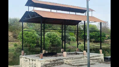 ‘Not our son’: Family finds body mix-up after cremation begins; Satara Civil Hospital authorities suspend 2 staffers