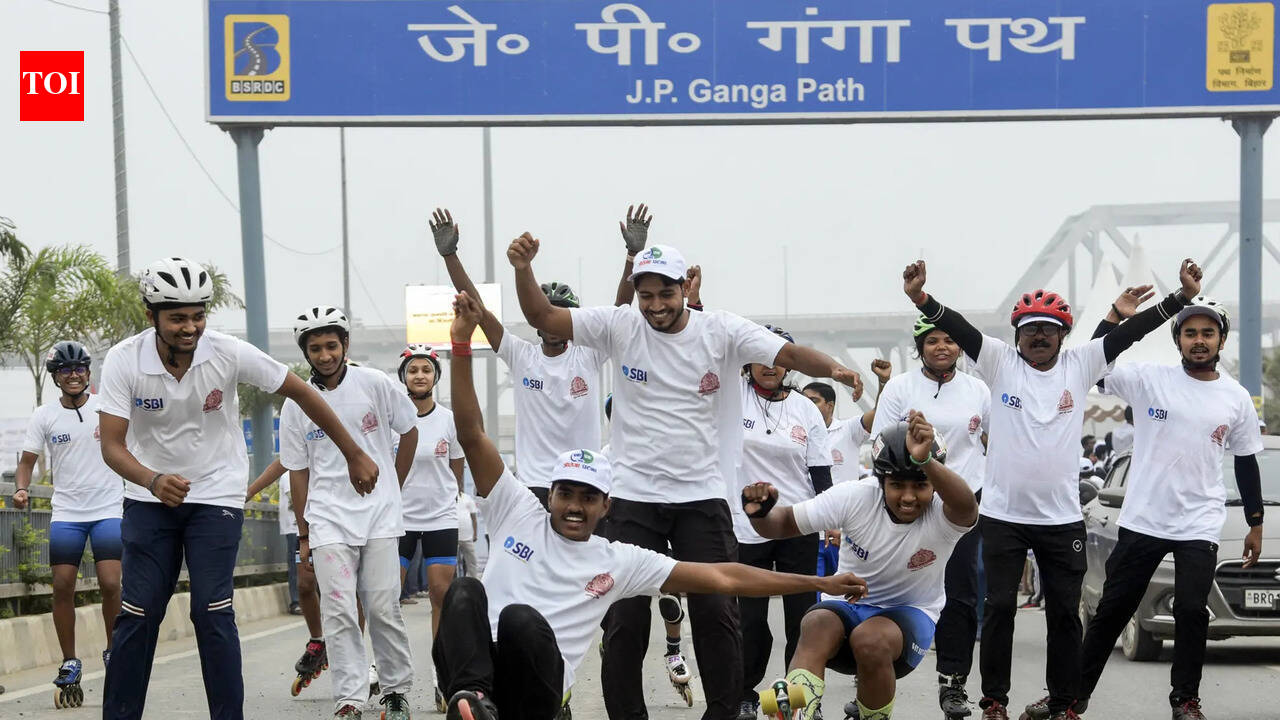 Over 500 runners take part in PMC’s Ganga marathon