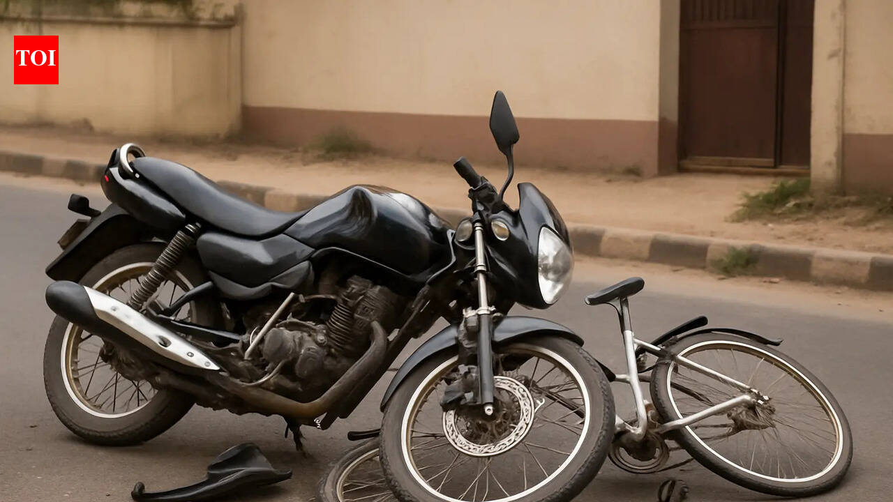 Bike rams into cycle, man returning home dies in Gurgaon