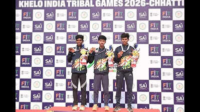 K’taka stays ahead as rain disrupts track