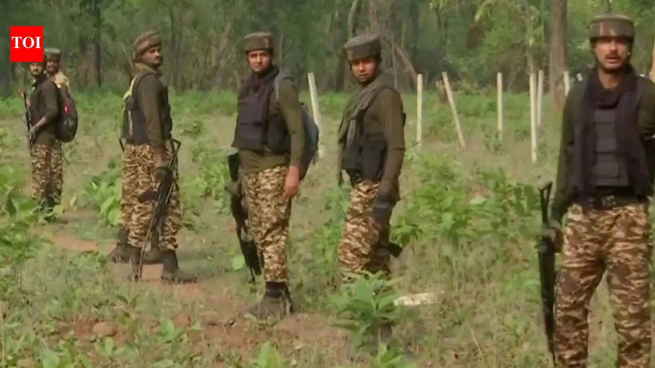 Deadline day sees dozens of Maoists lay down arms