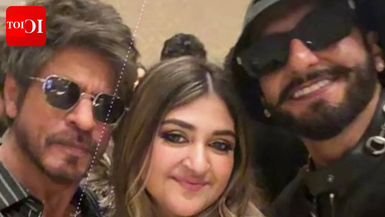 Shah Rukh Khan and Ranveer Singh pose together for a selfie amid backlash over silence on 'Dhurandhar: The Revenge' box office success