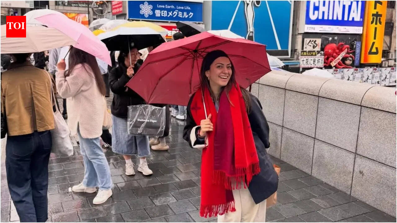 Hansika Motwani jets off to Japan with her mother and brother after divorce from Sohael Khaturiya — See PICS