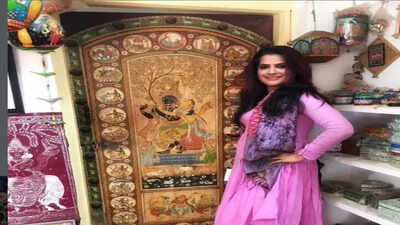 Sona Mohapatra honors Odisha’s artistic legacy on Utkal Diwas, showcases Raghurajpur’s timeless traditions