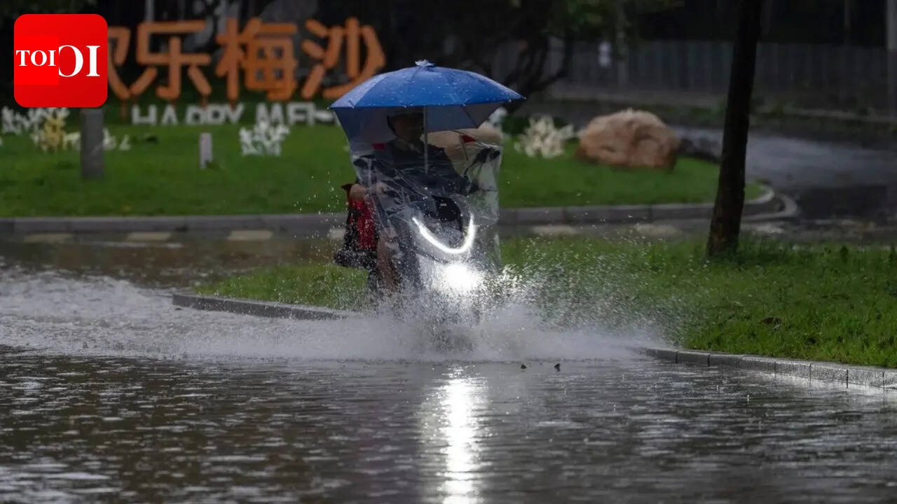 China expects severe flooding, drought in 2026