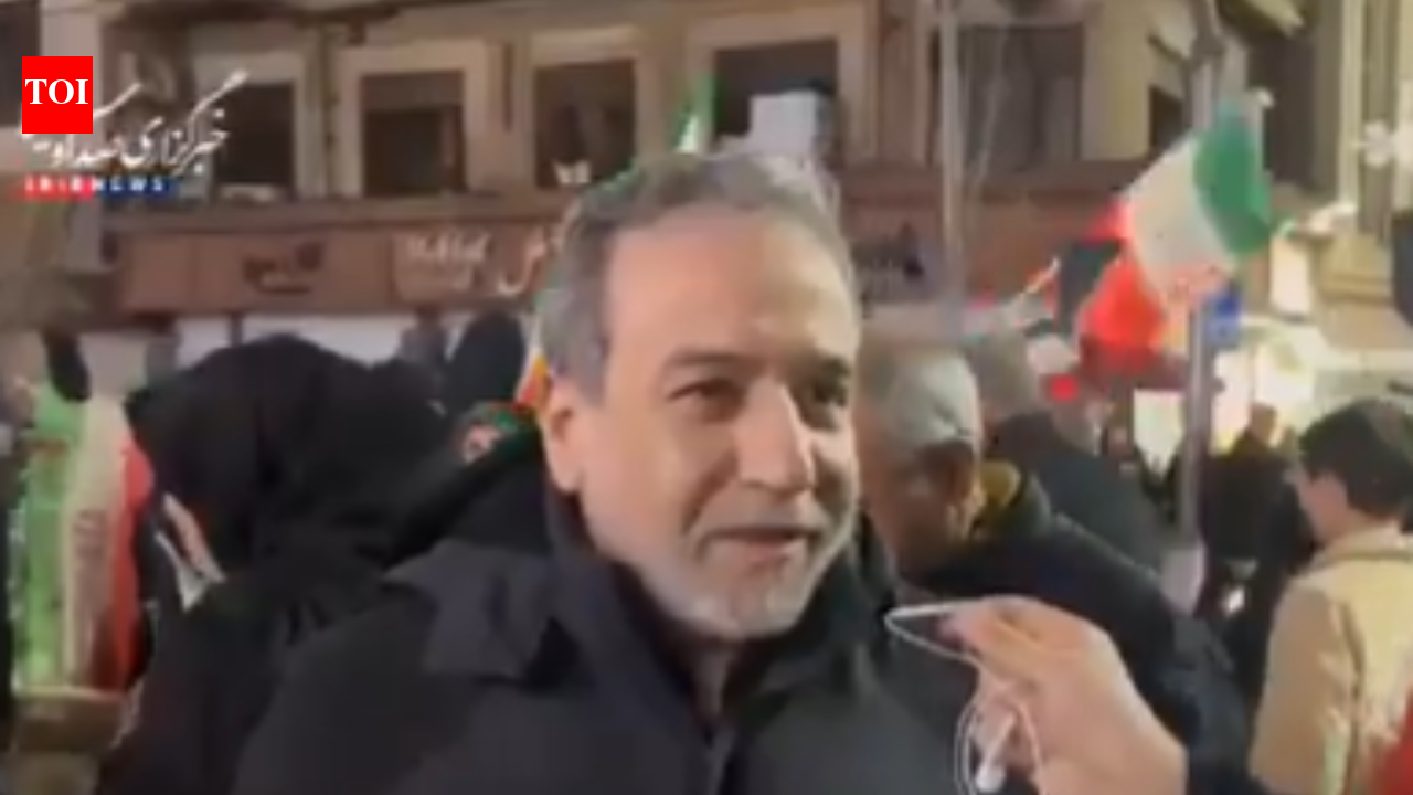 ‘Smiling, mingling, taking selfies’: Iran’s top leaders Pezeshkian and Araghchi make public appearance as war rages on