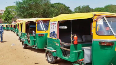 Maharashtra auto drivers to stage morcha at RTO on April 8 over welfare scheme fees