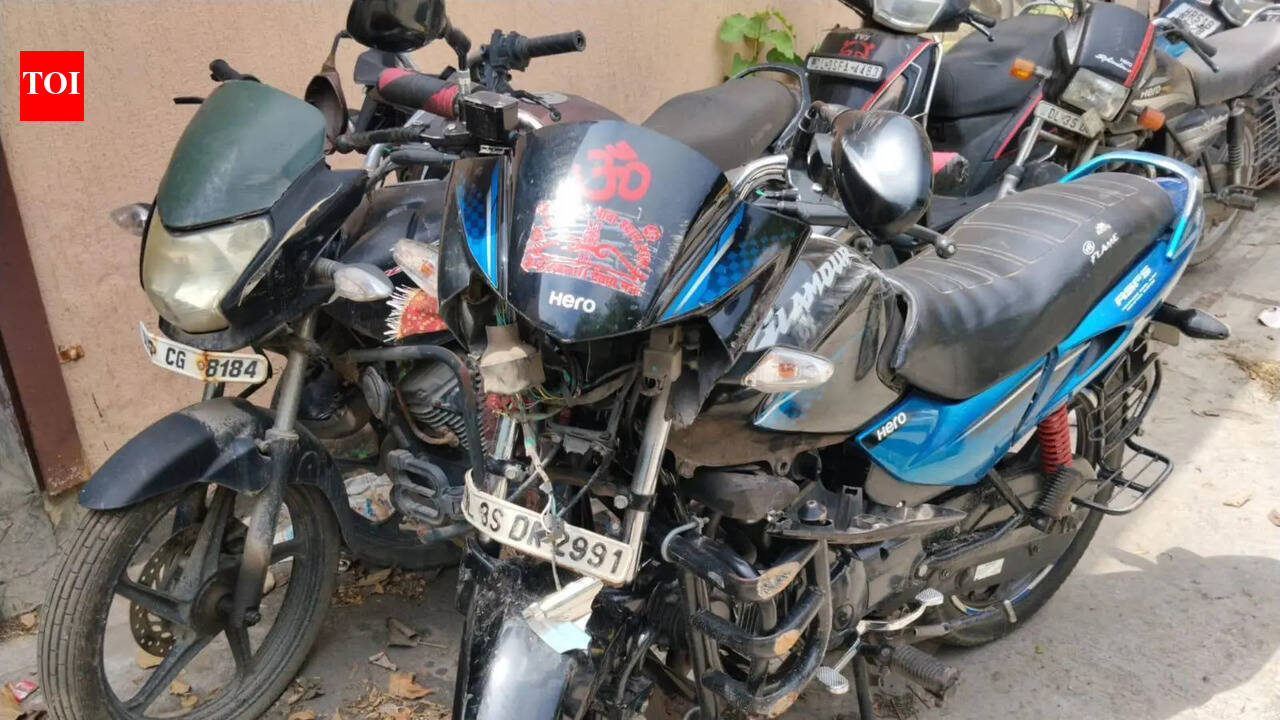 White Ciaz Car Suspected in Fatal Hit-and-Run in Greater Kailash 1