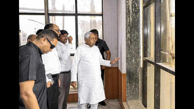 CM inspects skill park facilities in Patna, interacts with trainees