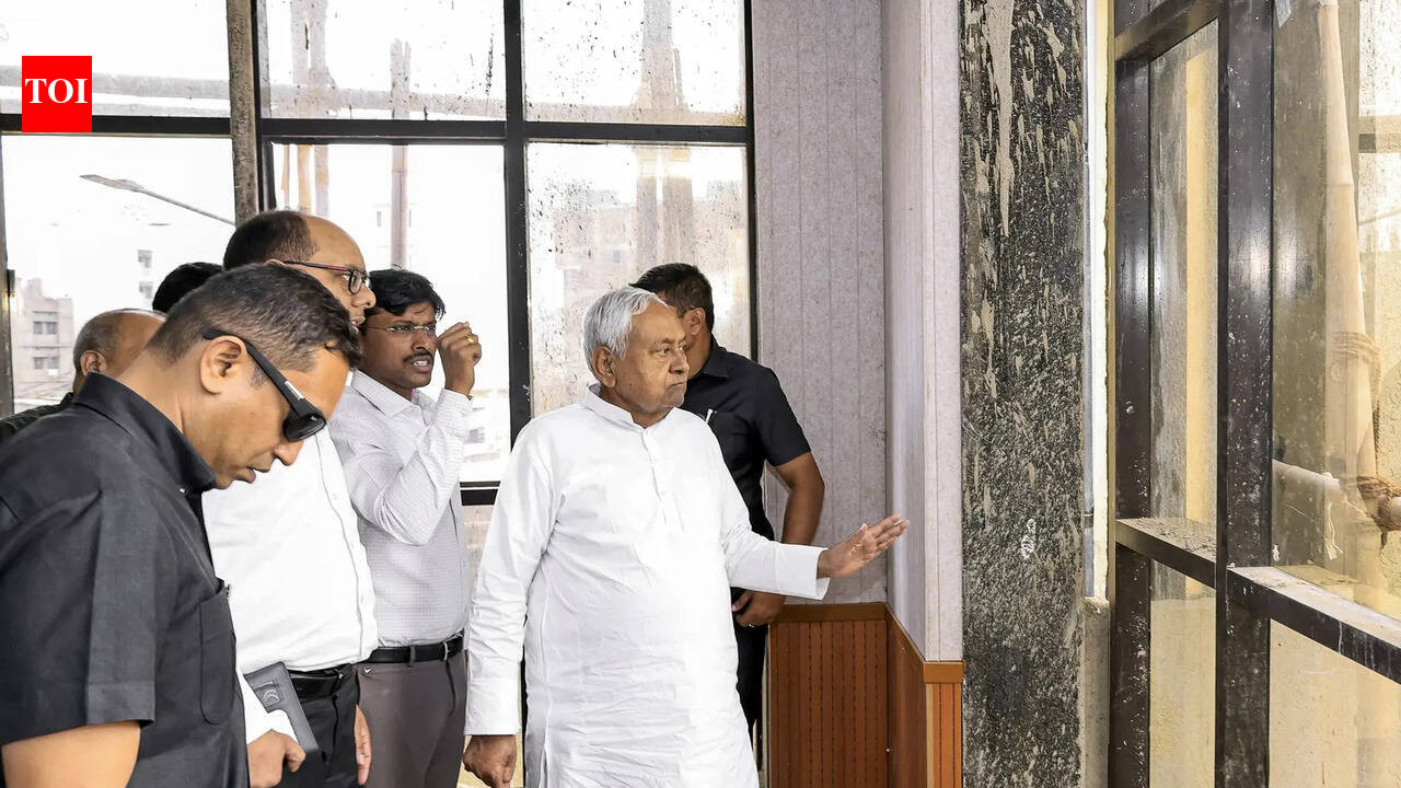 CM inspects skill park facilities in Patna, interacts with trainees