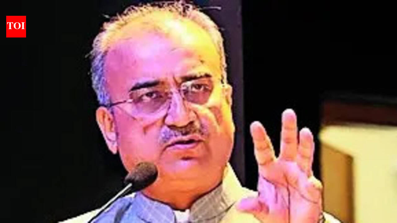 Health minister launches portal to grant recognition, NOC to nursing institutes