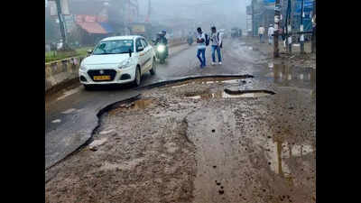 Light showers bring back sewer and power issues in several Noida sectors