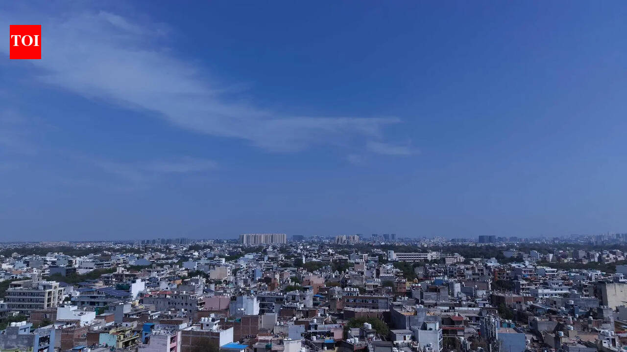 Gurgaon temperature drops to 17°C after a 2-day wet spell, more rain likely