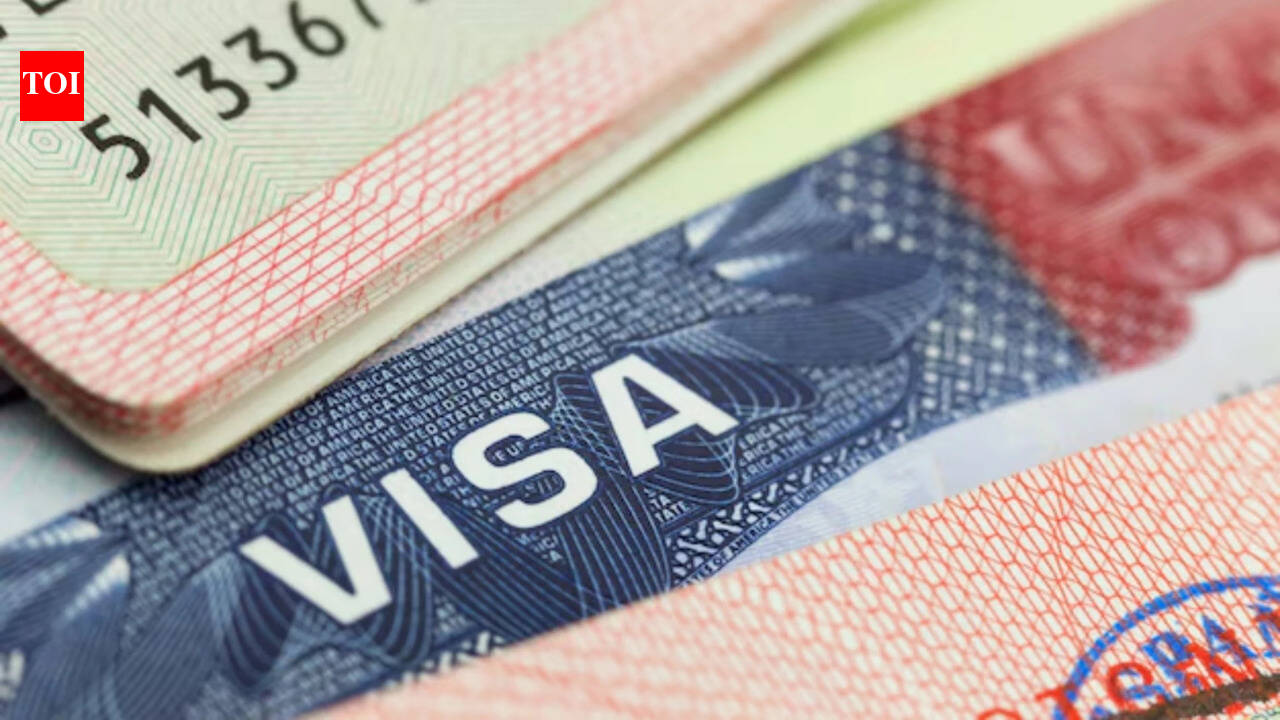 5 things H-1B visa holders laid off by Oracle must do immediately to stay in the US legally