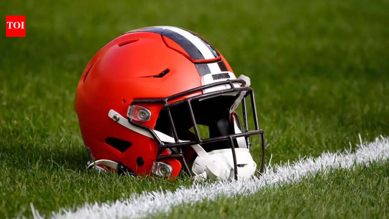 NFL Trade Rumors: Chicago Bears linked to shocking trade involving $20M key defensive leader