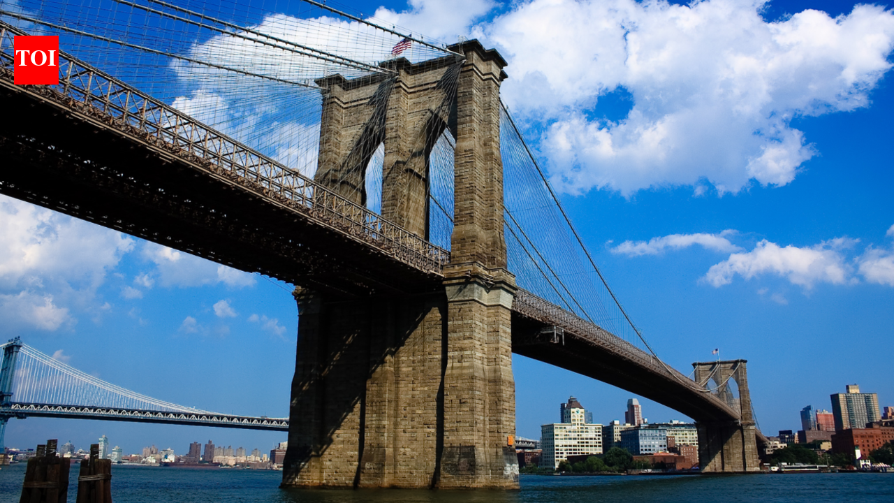NYC considers renting out ‘parts of’ Brooklyn Bridge to help close $6 billion budget gap