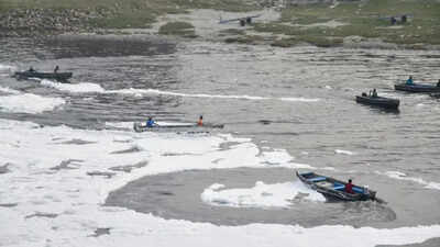 Delhi sets up panel to probe plan to buy two ‘VIP boats’ for checking Yamuna health