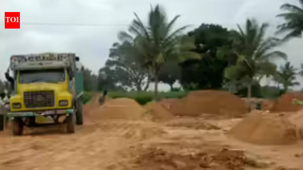 MP forest department team held hostage, assaulted by sand mining mafia