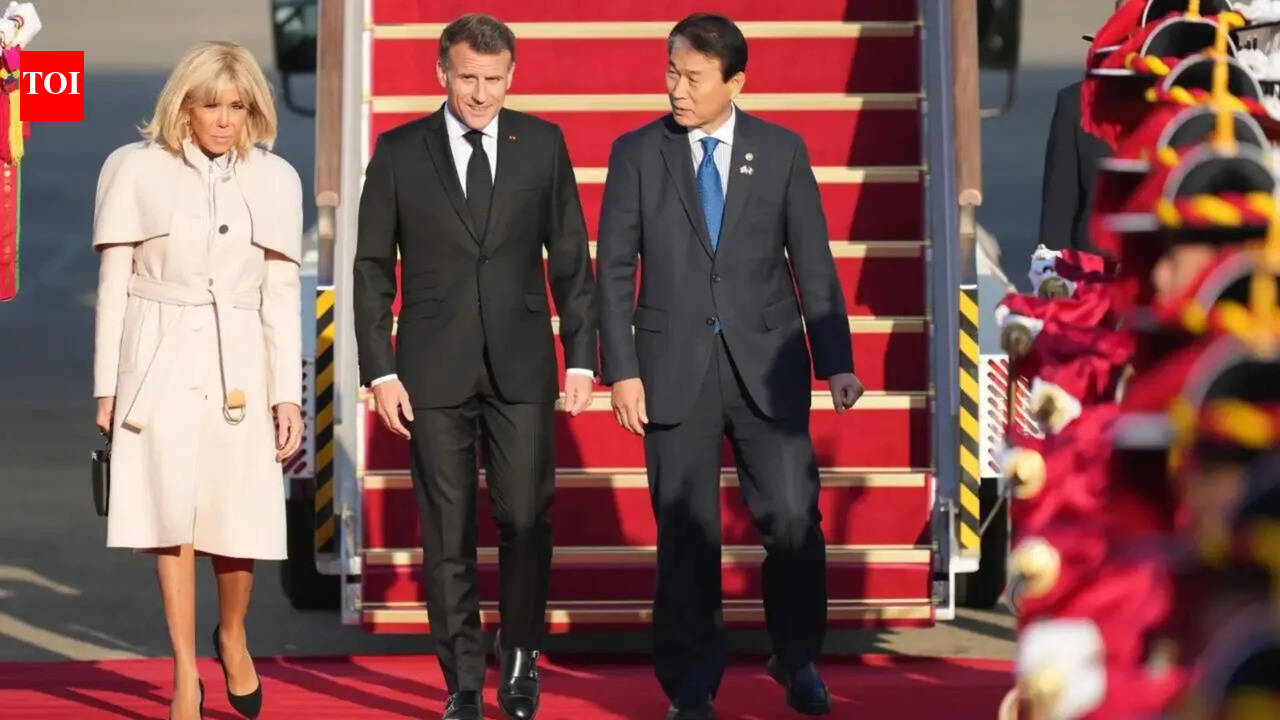 French President Macron arrives in South Korea on state visit