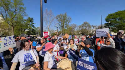 South Asian group rallies at US Supreme Court as birthright citizenship case is heard