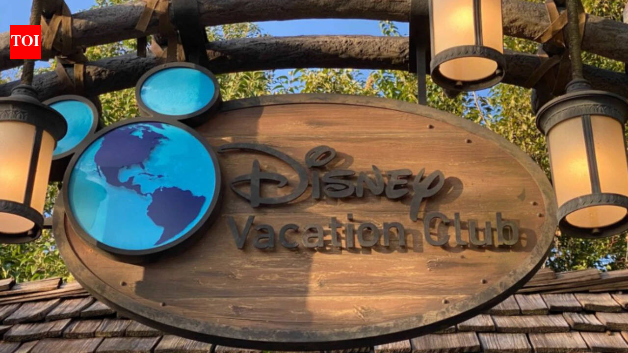 Florida man caught stealing $900 in Disney collectible pins after removing security tags