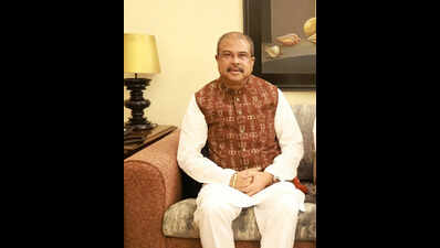 Dharmendra urges CM to strengthen coal transportation, road infra in Angul