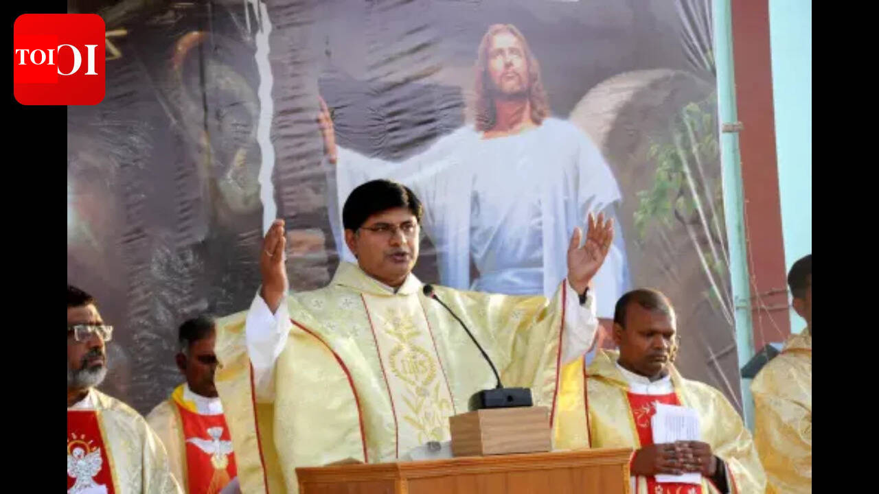 Churches hold Maundy Thursday prayers