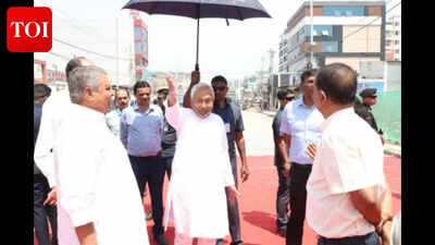  CM to officials