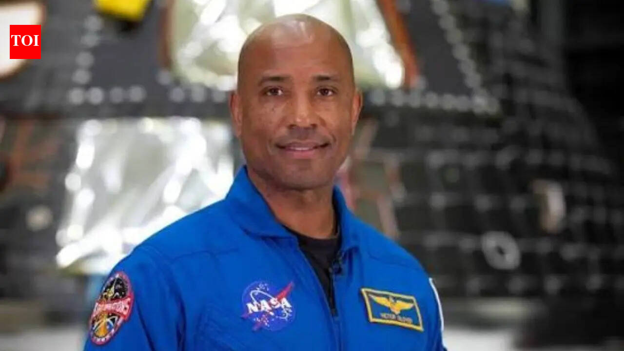 Fans discovered Victor Glover football past as former Cal Poly player pilots NASA Artemis II moon mission