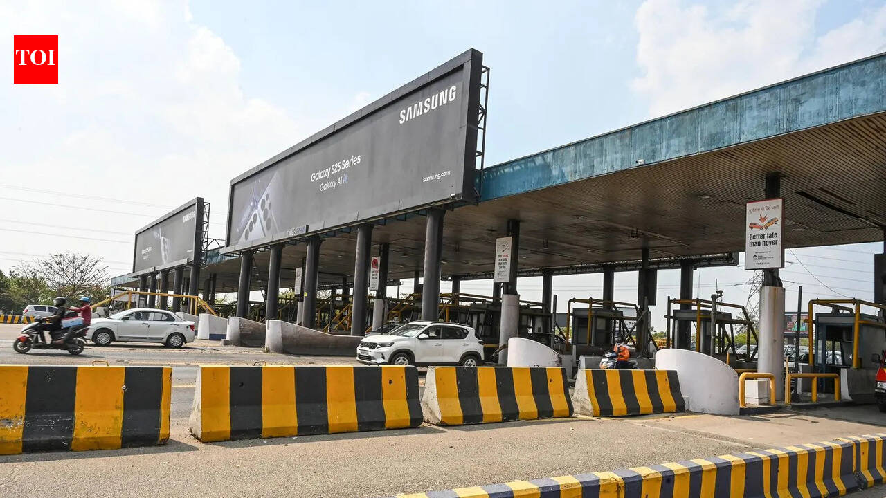 Tainted officials, twin towers & now land payouts, corruption shadow on Noida Authority again