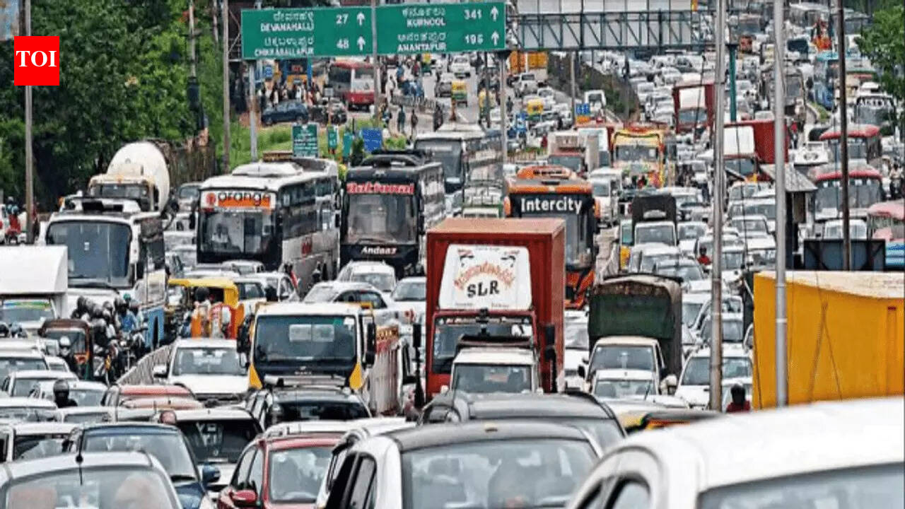 Bengaluru saw over 2,100 new vehicles a day on average; total count touches 1.2 crore