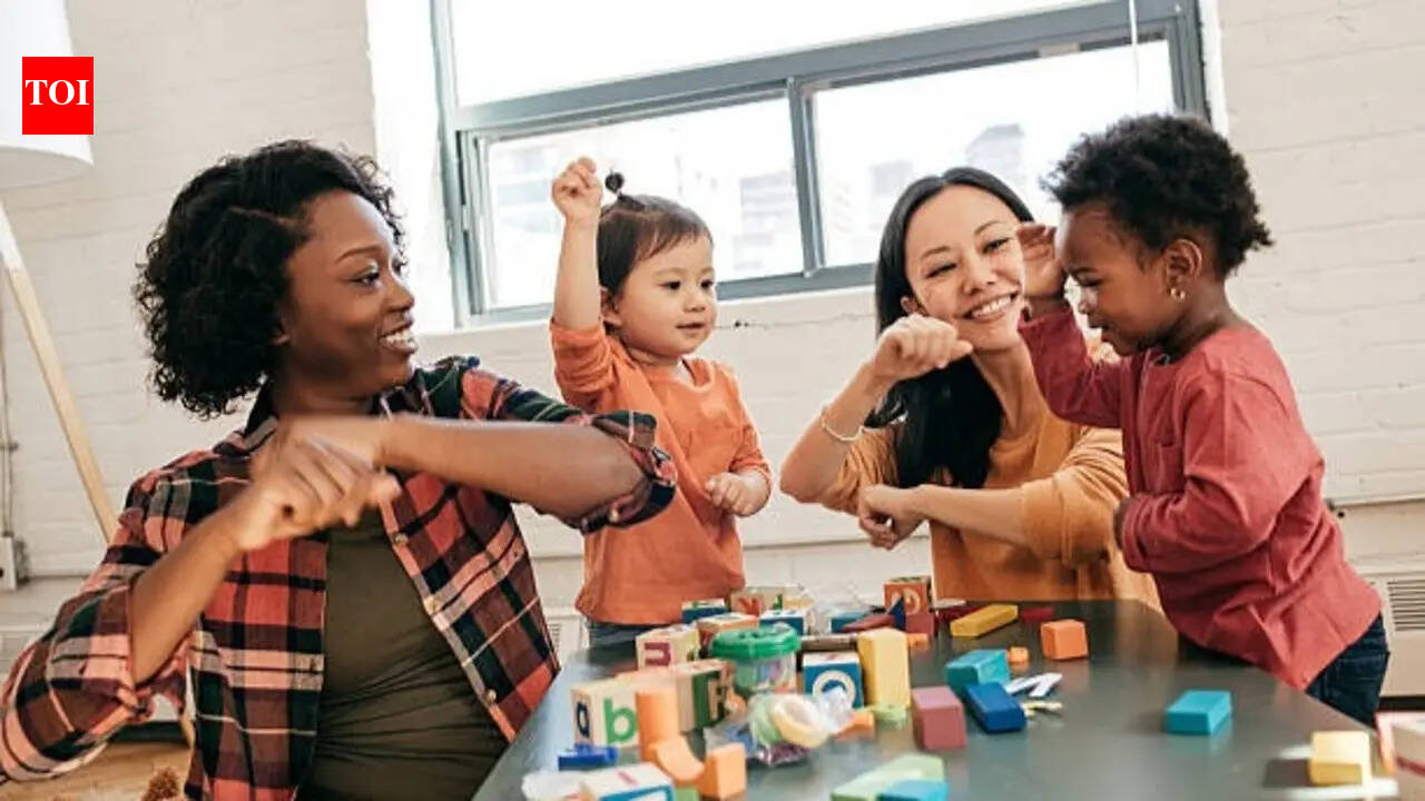 Why toddlers learn more from play than teaching