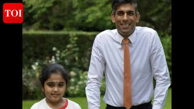  Rishi Sunak hails Indian-origin Bodhana Sivanandan