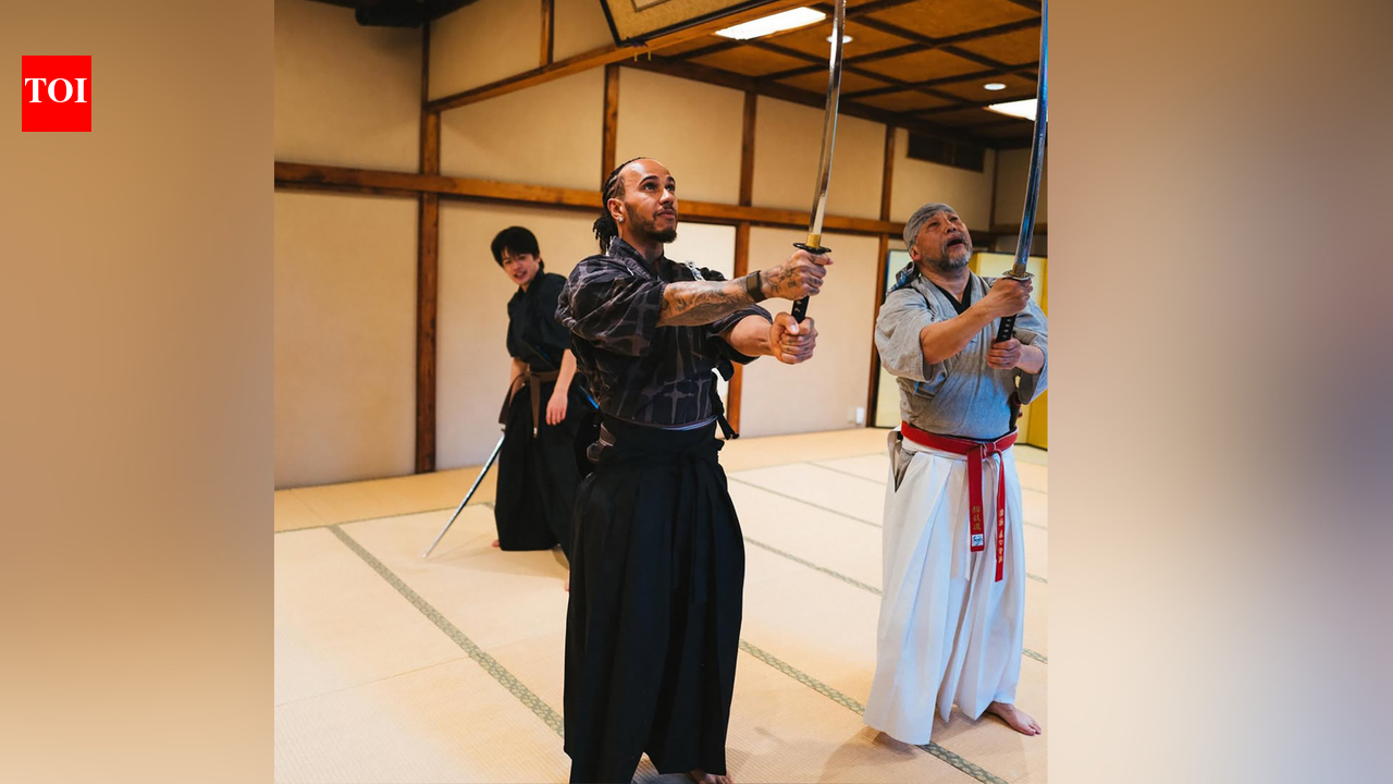 Lewis Hamilton picks up swords: Samurai mode on
